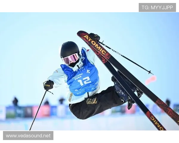 加拿大滑雪世界杯（加拿大滑雪队队服）sports